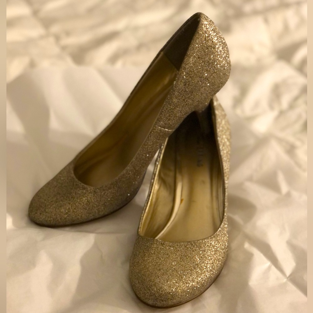 Gorgeous Gold shoes